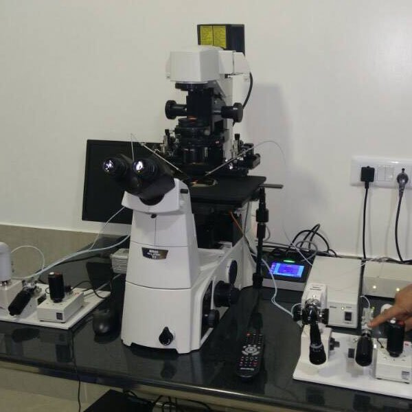 Biological Microscopes at Prachi IVF Clinic